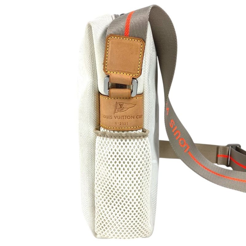 Louis Vuitton Shoulder Bag Weatherly Damier Geant Canvas White