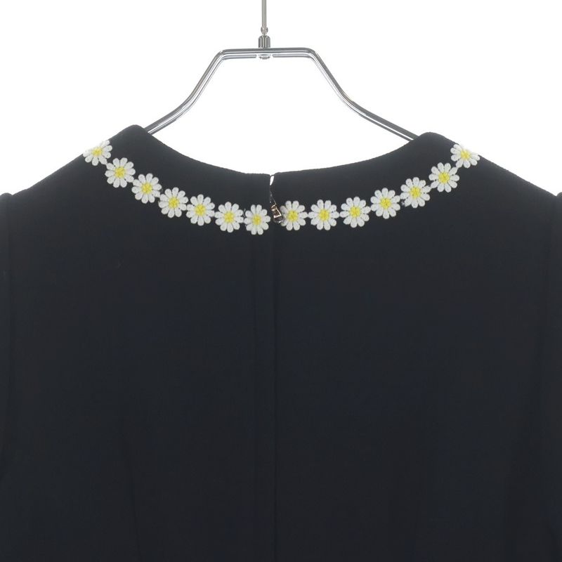 Dolce & Gabbana Flower Daisy Embroidery Wool Half Sleeve Dress Black