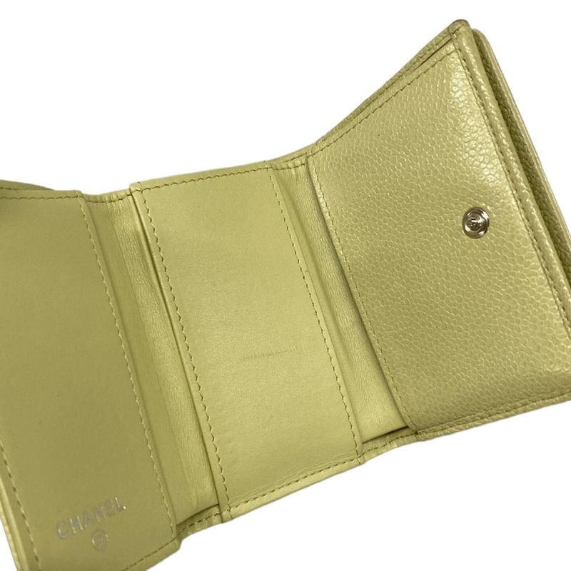 Chanel Trifold Wallet Camellia Light Green