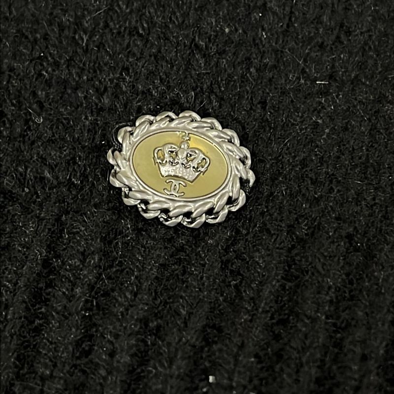 Chanel Short Sleeve Sweater 42 L Black Cashmere