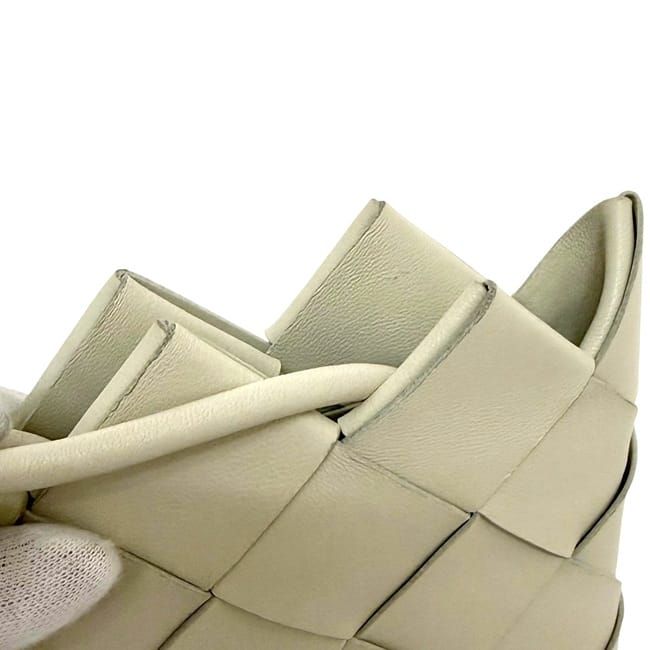 Bottega Veneta Mini Shoulder Bag White Intrecciato