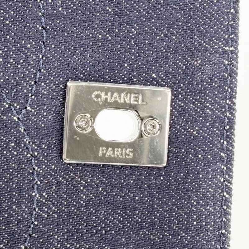 Chanel 2-Way Quilted CC Logo Shoulder Bag Crossbody Chain Turnlock Denim