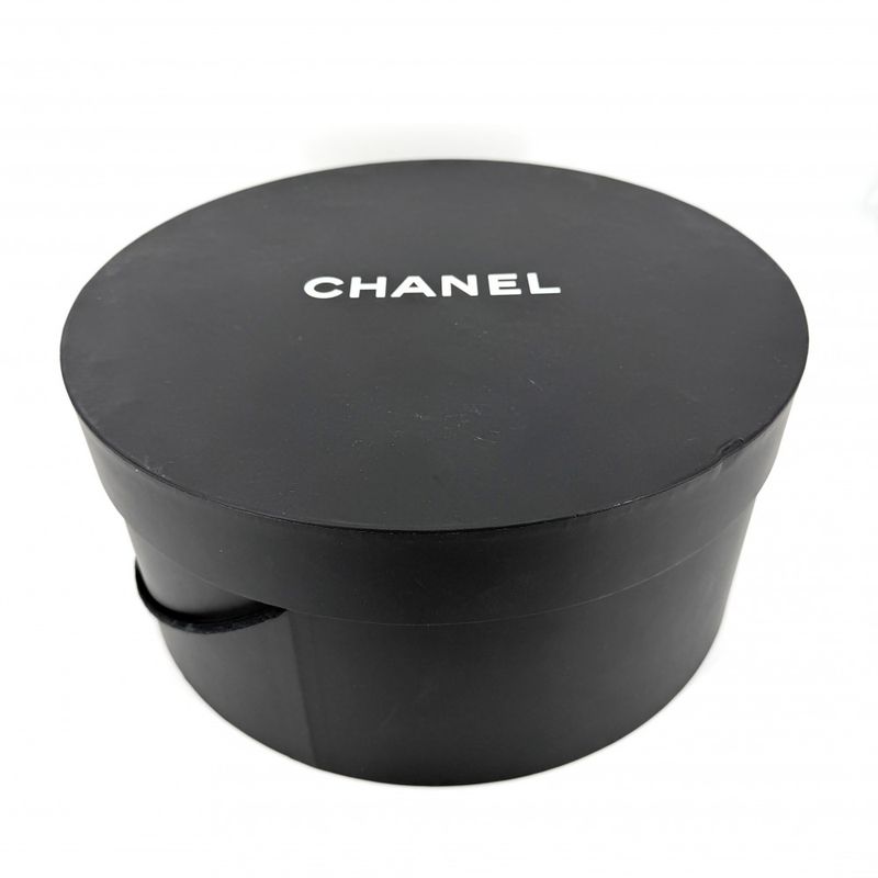 Chanel Beret Check Hat CC Logo M Cotton Polyamide Polyester Black White Spring