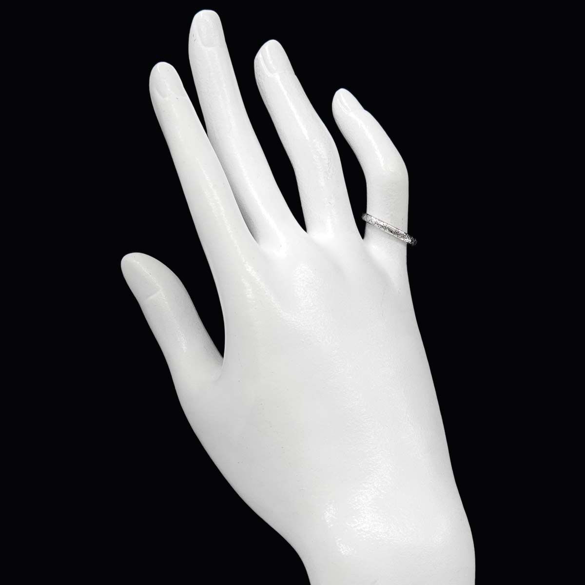 Gucci Diamantissima Ring 18k WG White Gold