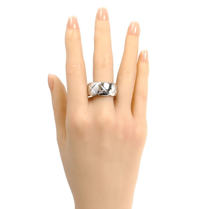 Chanel 18k White Gold Coco Crush Large Ring 61