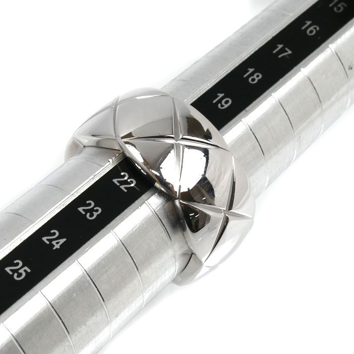 Chanel 18k White Gold Coco Crush Large Ring 61