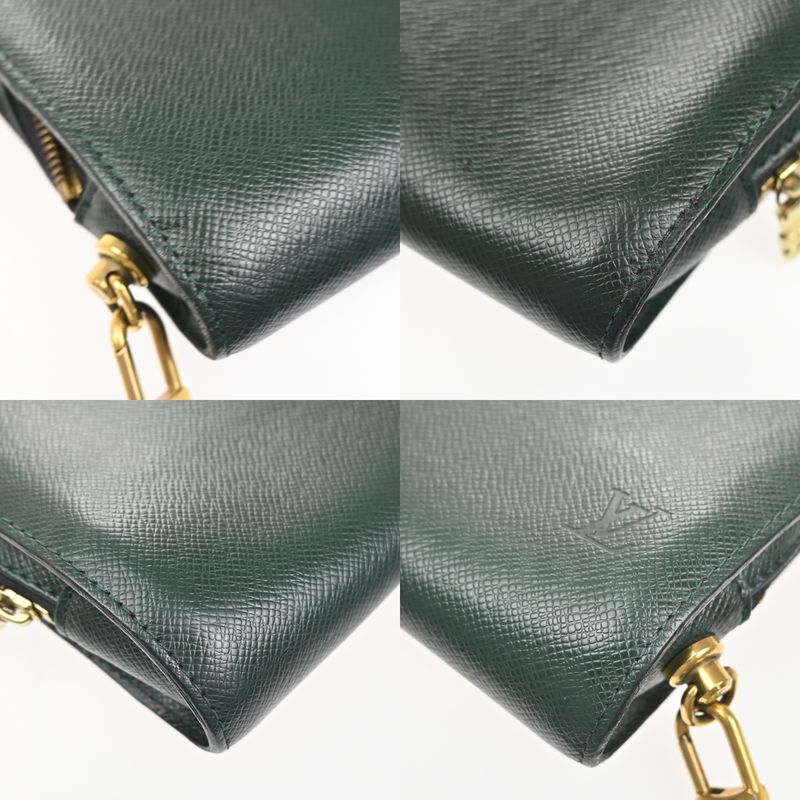 Louis Vuitton Baikal Clutch Taiga Leather