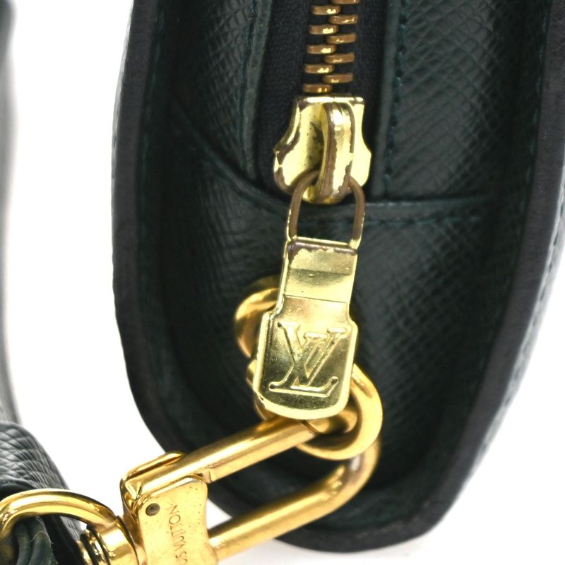Louis Vuitton Baikal Clutch Taiga Leather
