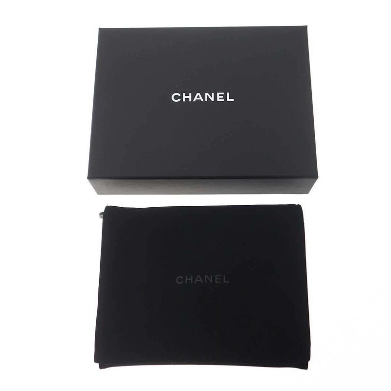 Chanel Quilted Shiny Grained Caviar Classic Zip Fragment Card Case Black