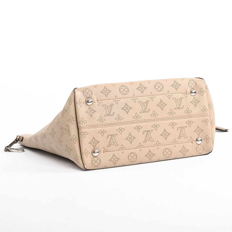 Louis Vuitton Tote Hina MM