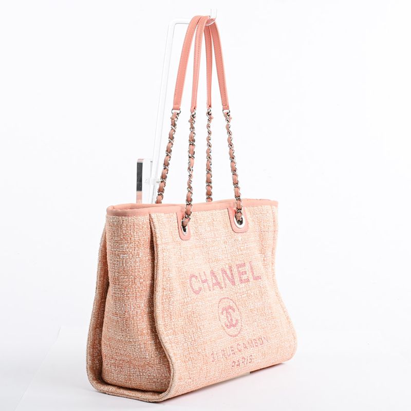 Chanel Tote Deauville Shopping