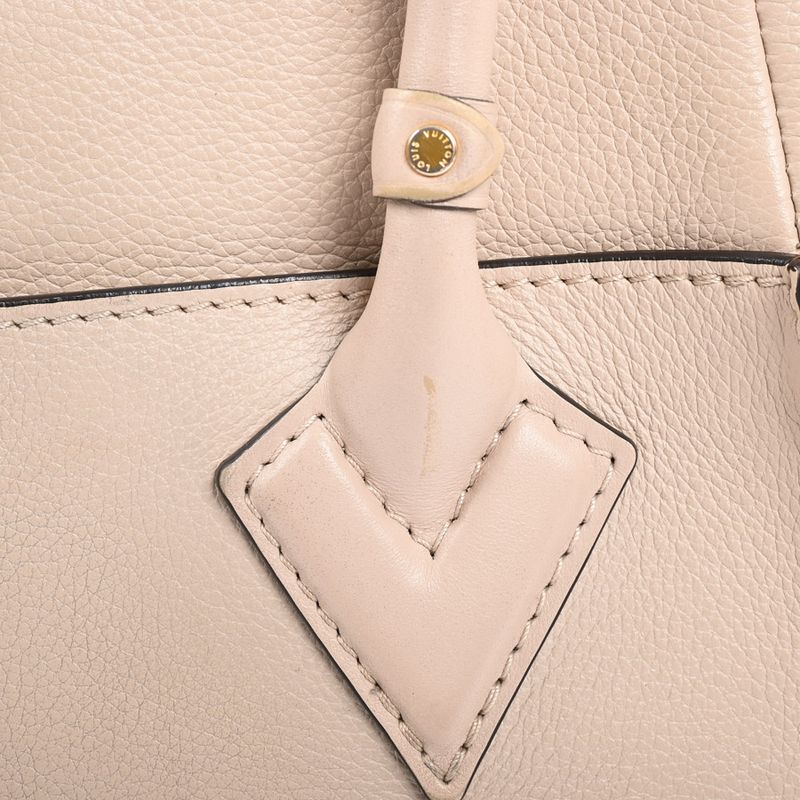 Louis Vuitton Handbag on My Side PM
