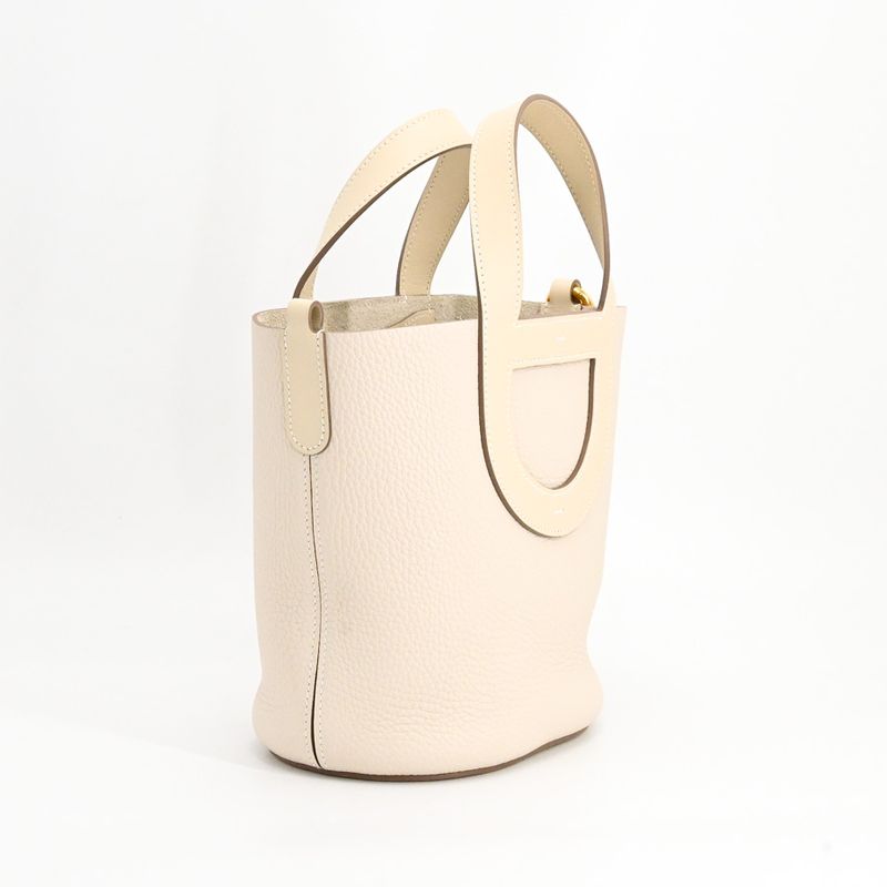 Hermes Handbag in the Loop 18