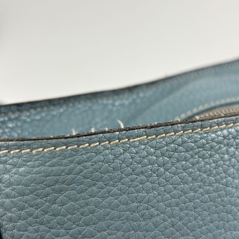 Hermes News GM Shoulder Bag Taurillon Clemence Ciel