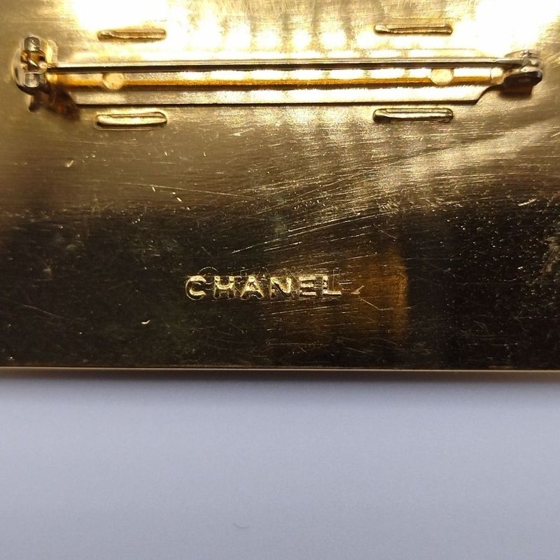 Chanel Logo Plate Square Vintage Gold Brooch