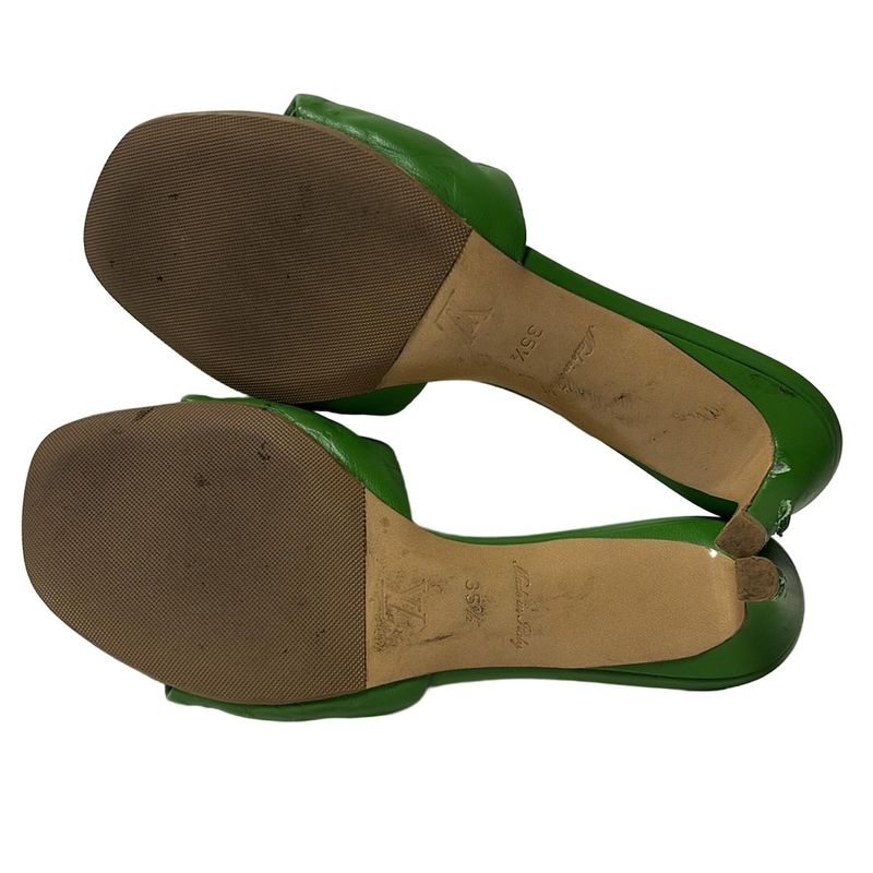 Louis Vuitton Mules 35.5 Revival