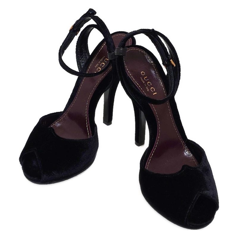 Gucci Sandals 35 Black