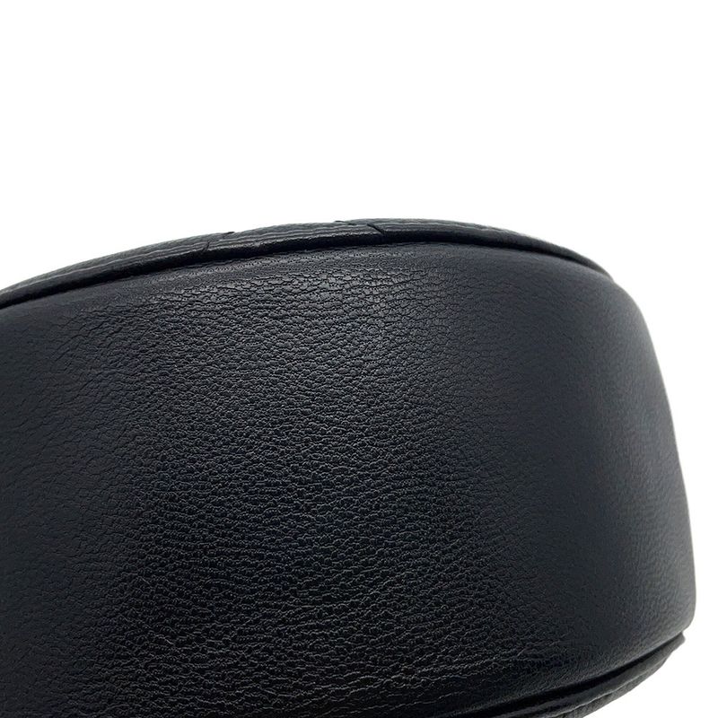Chanel Chain Shoulder Bag 19 Quilted CC Logo Lambskin Black