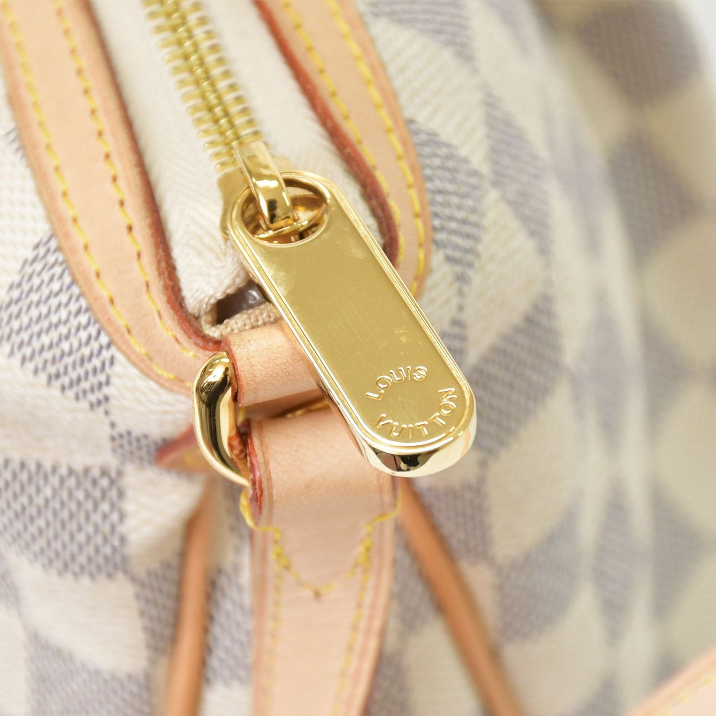 Louis Vuitton Siracusa PM Shoulder Bag Damier Azur Canvas White Beige — view 7