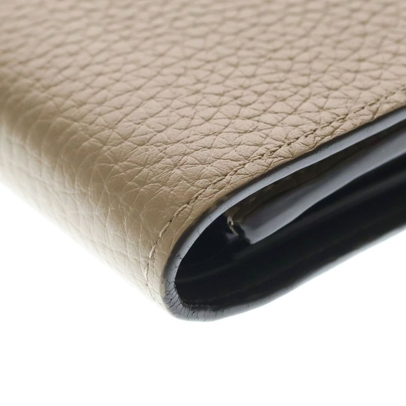 Louis Vuitton Portefeuille Capucines Compact Galle Coin Purse