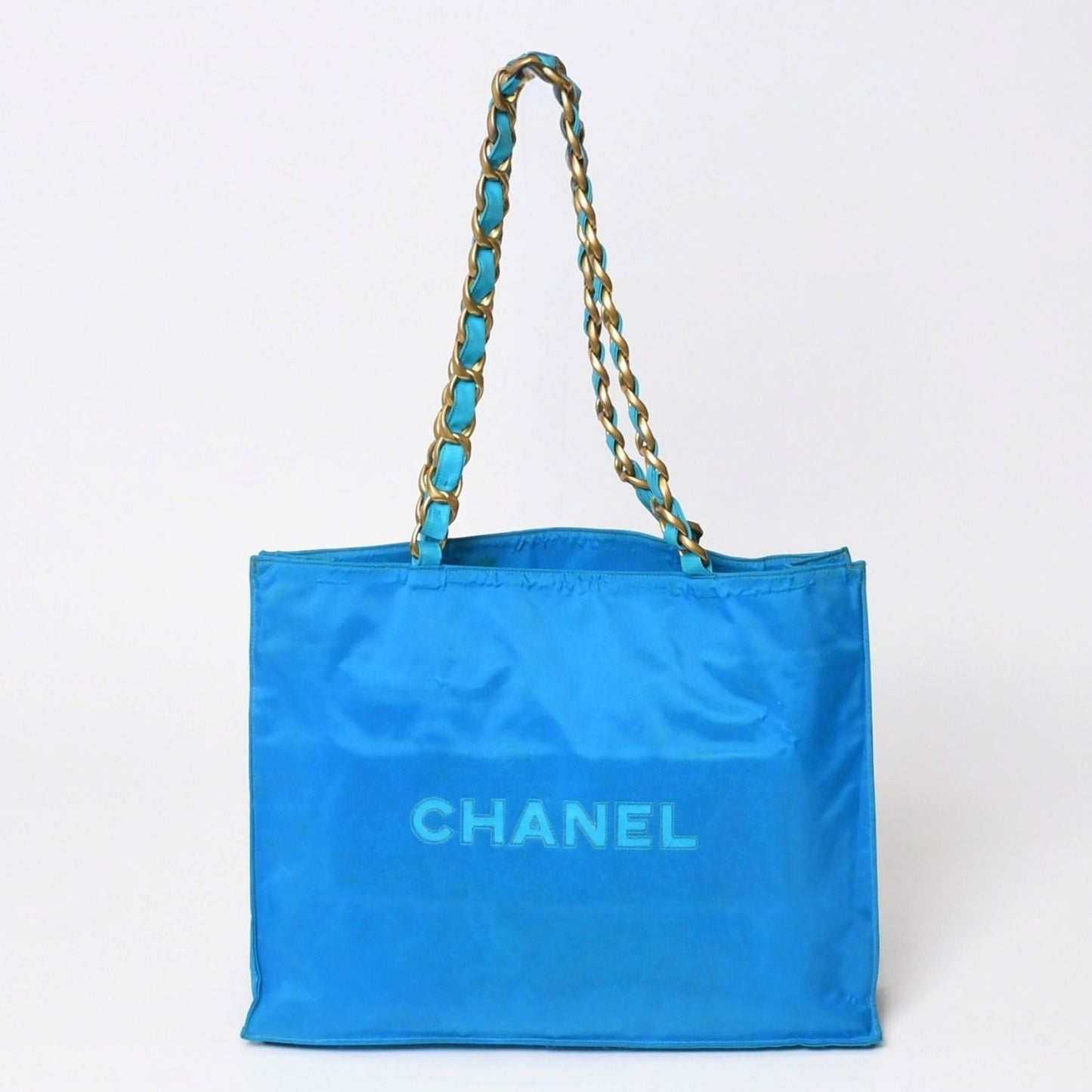 Chanel Vintage Logo Chain Tote Bag CC Turquoise Blue — view 2