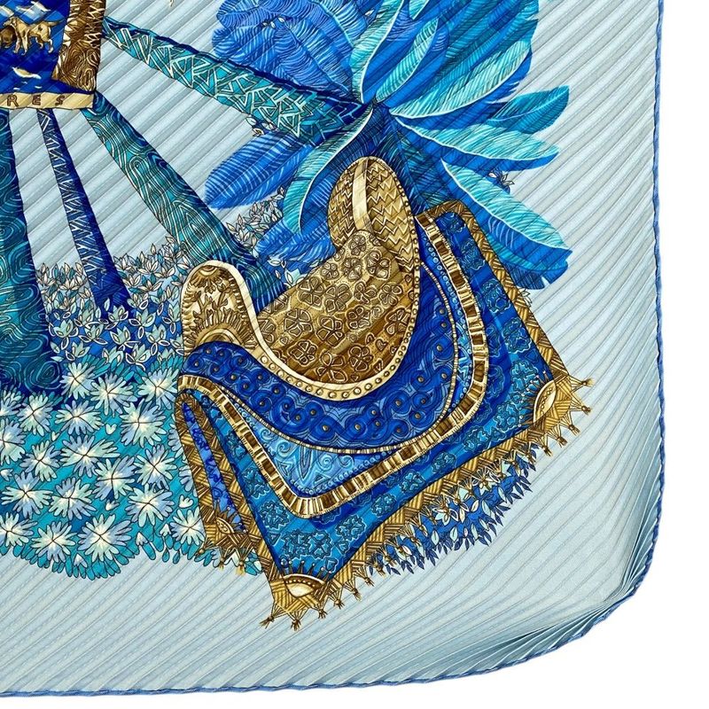 Hermes Gombres ET Lumieres Light and Shadow Pleated Carre 90 Scarf Plied Silk