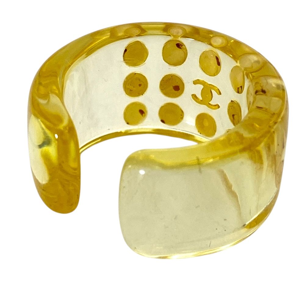 Chanel CC Logo Pearl Ring Plastic Faux Clear Yellow White Sophisticated