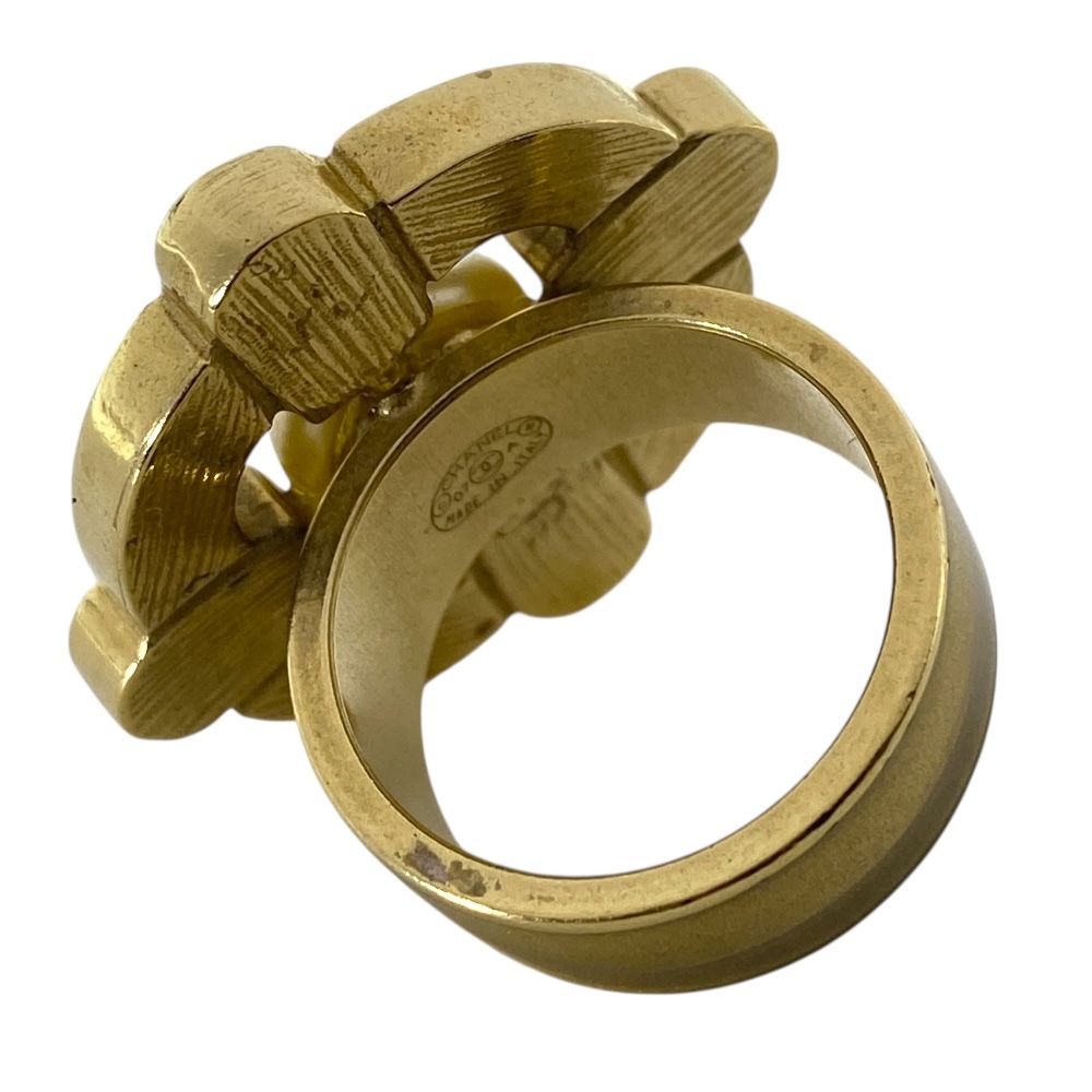 Chanel CC Logo Faux Pearl Ring Gold Plated Sophisticated Gorgeous