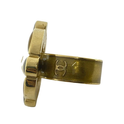 Chanel CC Logo Faux Pearl Ring Gold Plated Sophisticated Gorgeous