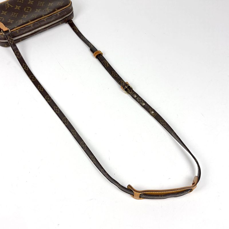Louis Vuitton Pochette Marly Bandouliere Crossbody Shoulder Bag Monogram Brown