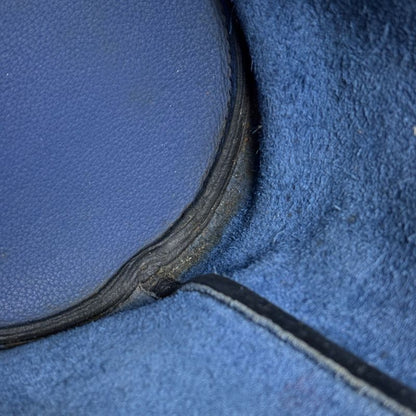 Hermes Manjoire PM Bucket Handbag
