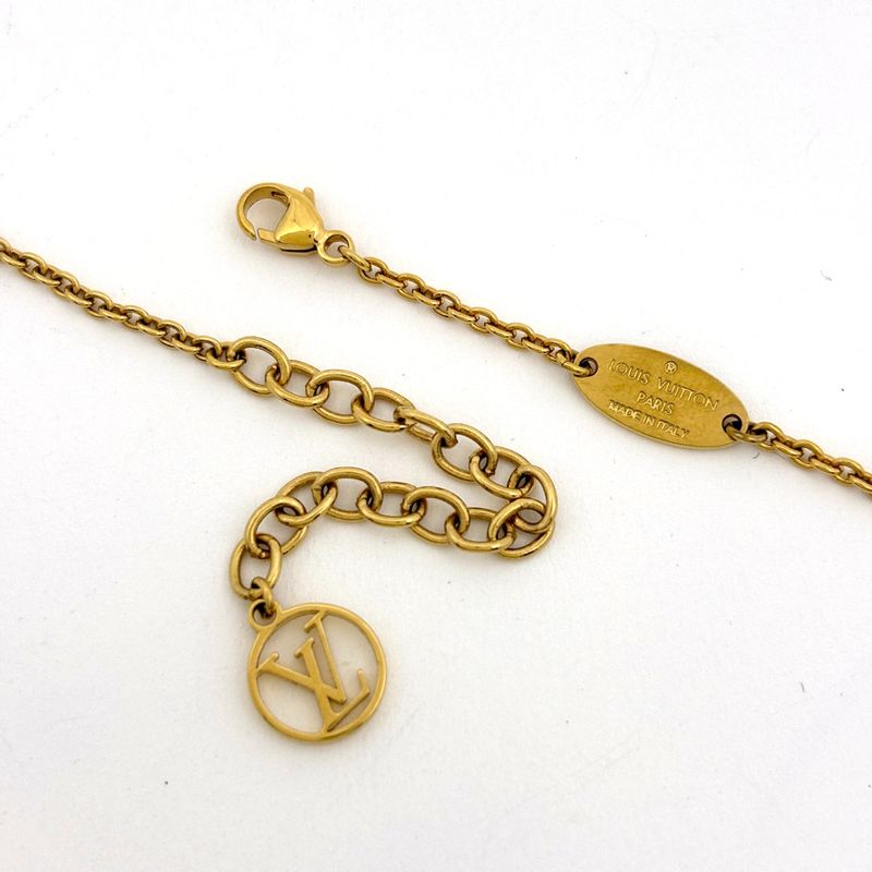 Louis Vuitton Flower Full Necklace Monogram Gold Plated