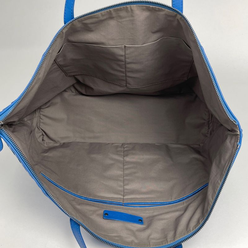 Bottega Veneta Intrecciato Tote Leather Blue