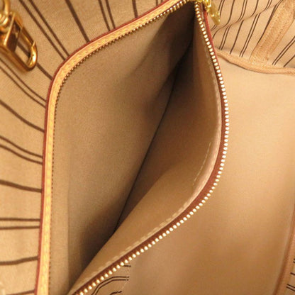 Louis Vuitton Neverfull MM Pouch Monogram Tote