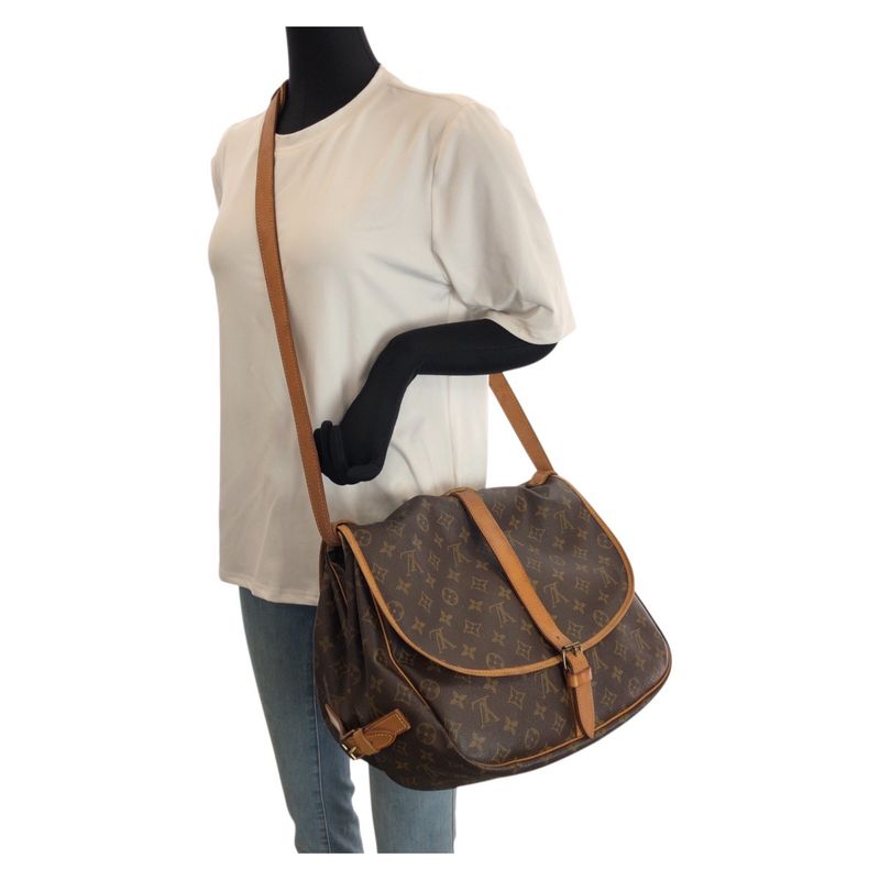 Louis Vuitton Monogram Saumur 35 Brown Gold Leather Shoulder Bag