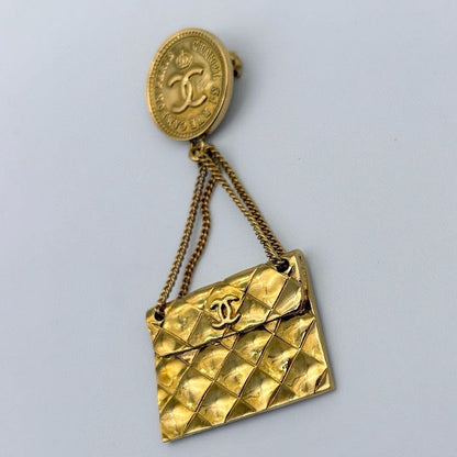 Chanel CC Logo Quilted Bag Brooch Gold Vintage