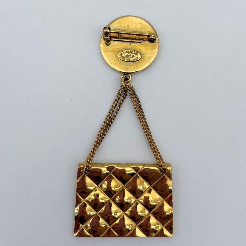 Chanel CC Logo Quilted Bag Brooch Gold Vintage