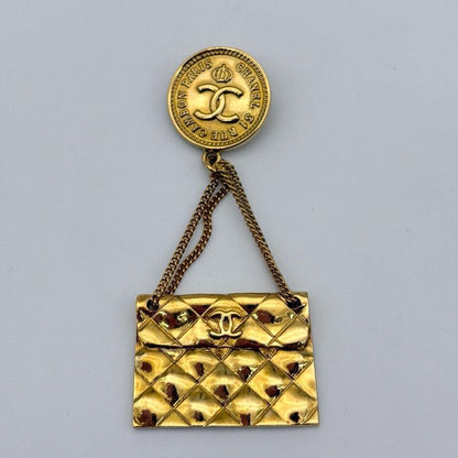Chanel CC Logo Quilted Bag Brooch Gold Vintage