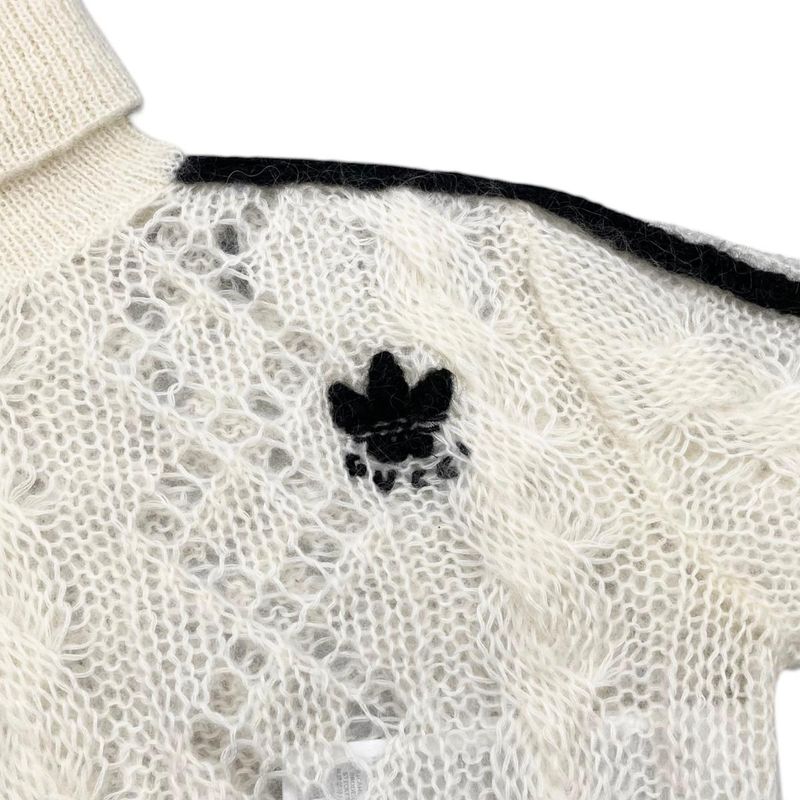 Gucci Adidas Collaboration Sweater Turtleneck Cropped Length Knit XS Logo White