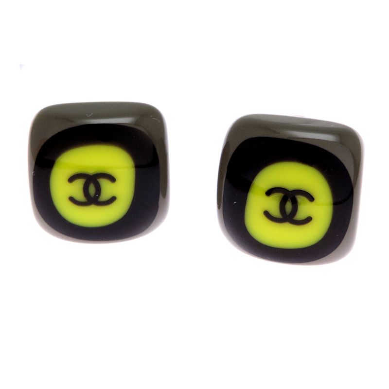 Chanel Earrings Ation, peeling