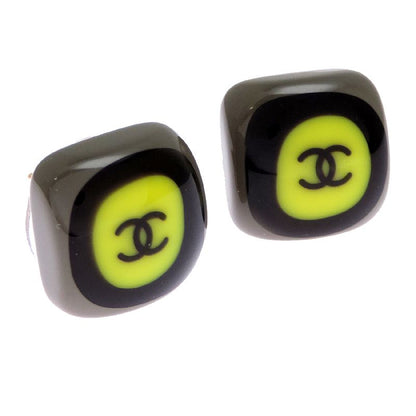 Chanel Earrings Ation, peeling