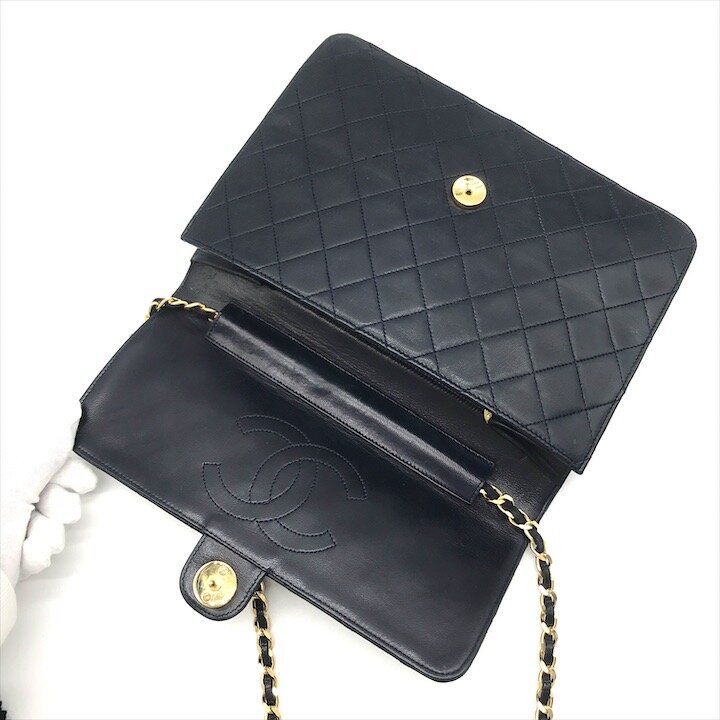 Chanel CC Logo Quilted Push Lock Lambskin Chain Shoulder Bag Navy