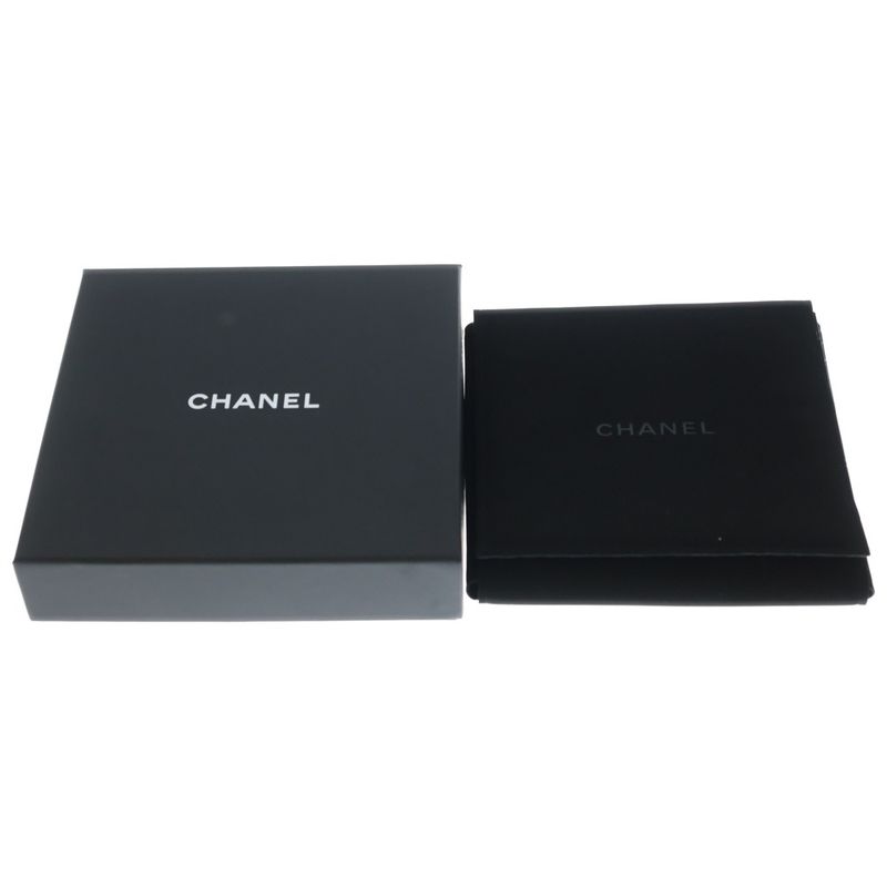 Chanel CC Logo Orb Ball Faux Pearl Necklace Pendant Chain Gold White