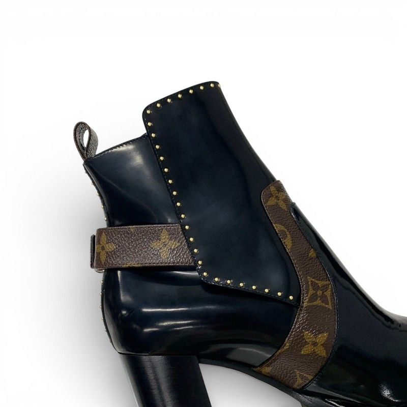 Louis Vuitton Star Trail Line Monogram Boots Short Shoes Leather Black Brown