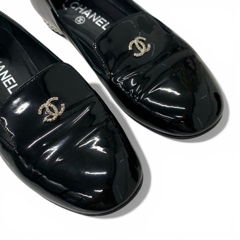 Chanel Flat Shoes Patent Black CC Logo Pearl Opera