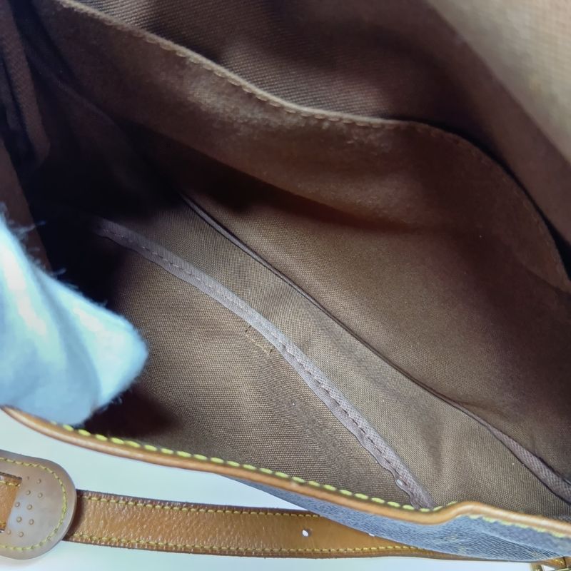 Louis Vuitton Monogram Saumur 30 Shoulder Bag Brown
