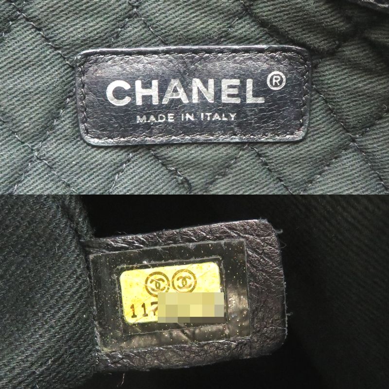 Chanel Tote Totes Black