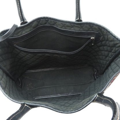 Chanel Tote Totes Black