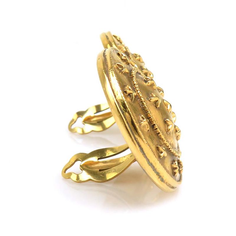 Chanel Earrings Gold