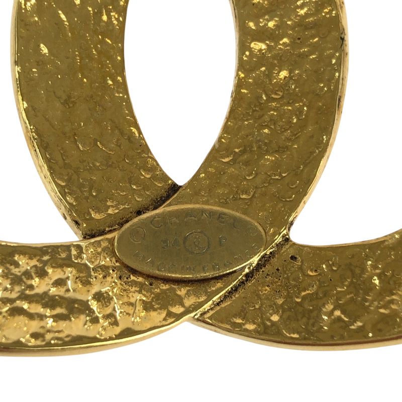 Chanel Vintage Big CC Logo Gold Plated Brooch 94